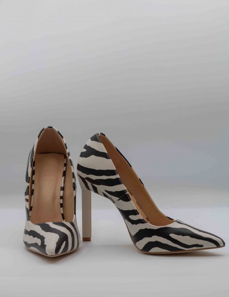 TWENTY FOUR HAITCH SCARPE...