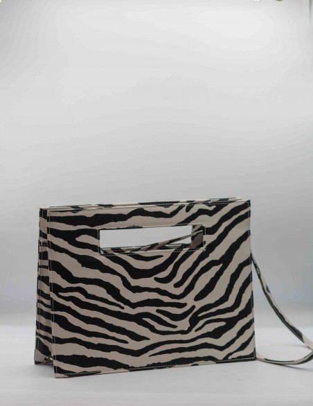 TWENTY FOUR HAITCH BORSA...