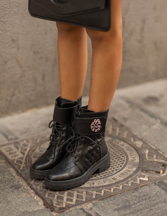 Stivali scarpe on sale