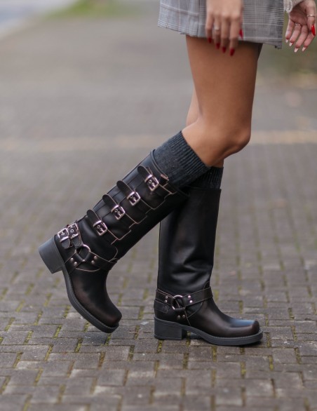 OVYÈ SCARPE  STIVALI FIBBIE